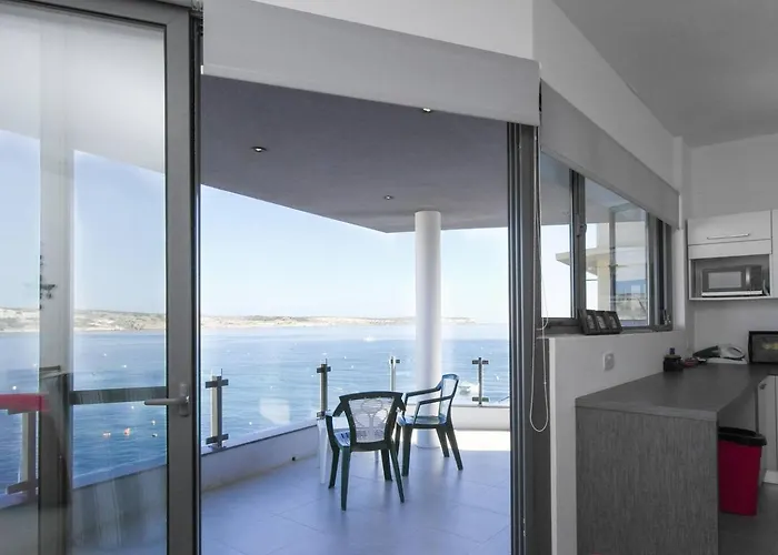 Mel 2 2bed Seaview In Ghadira By Homely