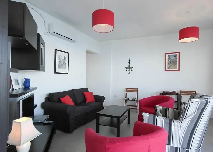 Appartement Mel 2 2bed Seaview In Ghadira By Homely *