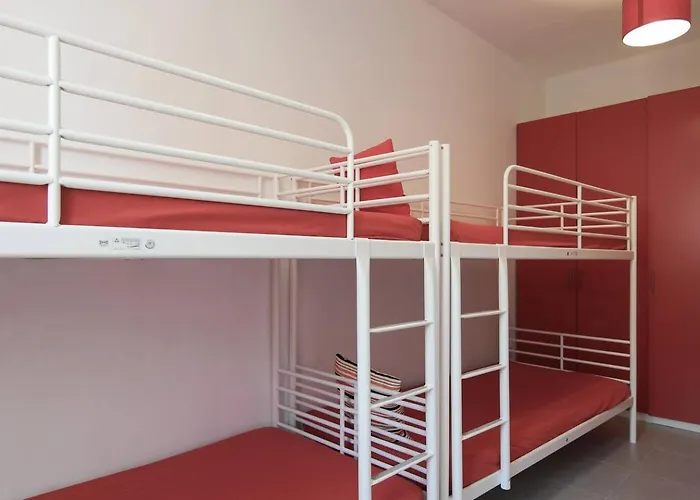 Mel 2 2bed Seaview In Ghadira By Homely *